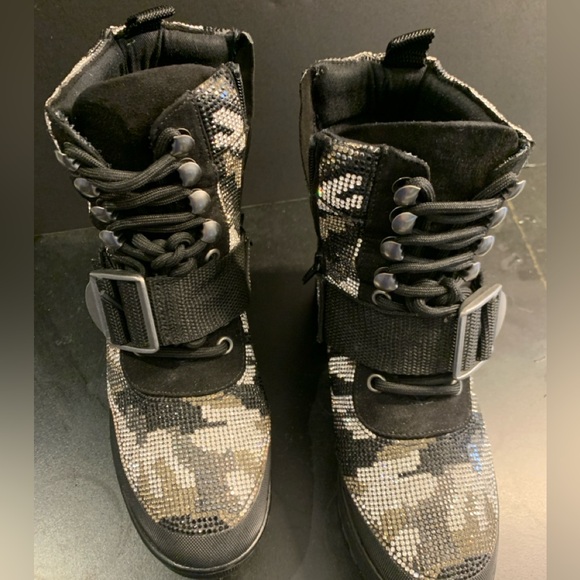 Diamond boots - Picture 4 of 7